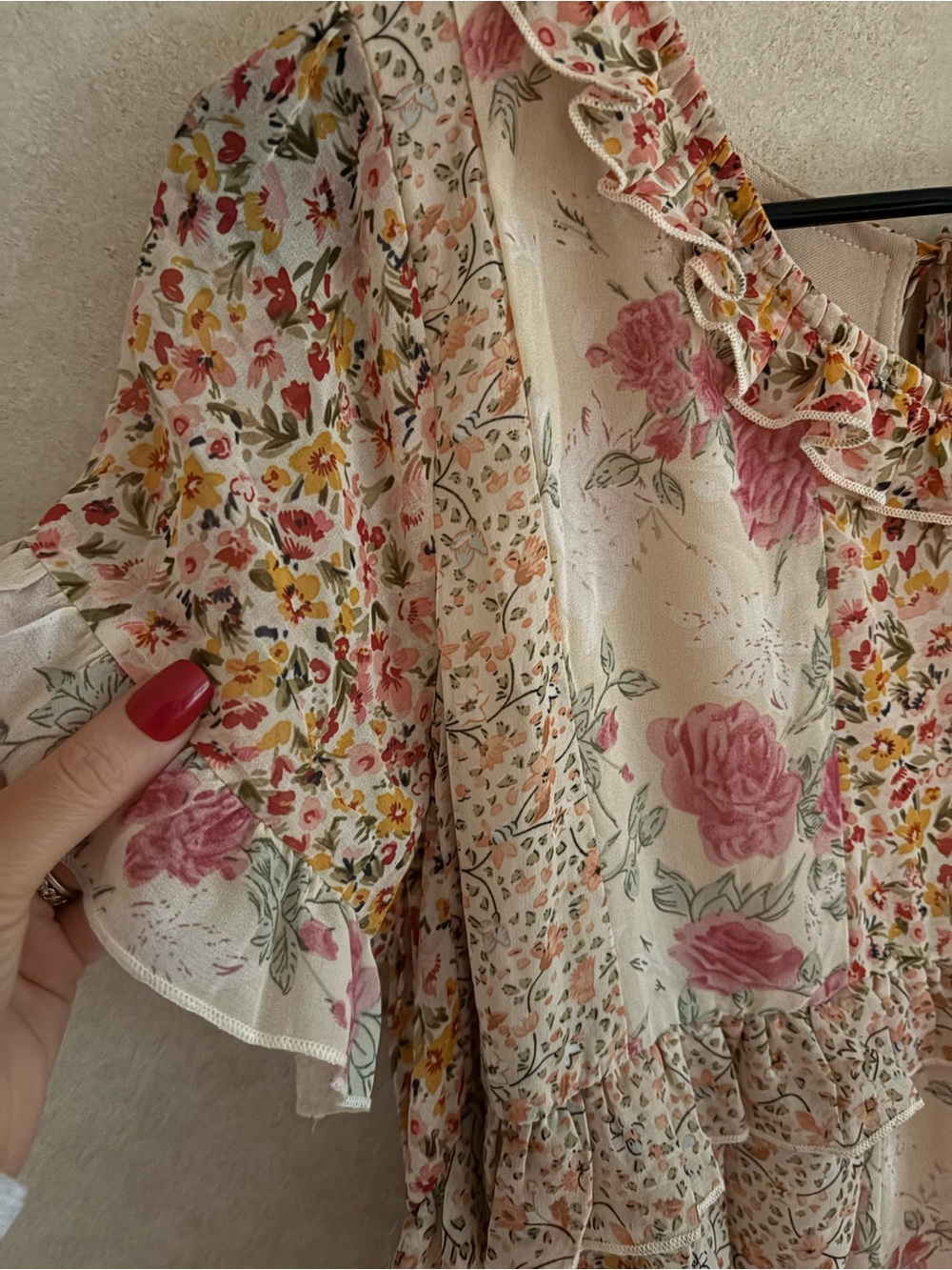 GIGIO Floral Ruffle Dress in Pink and Cream - Picture 2 of 4